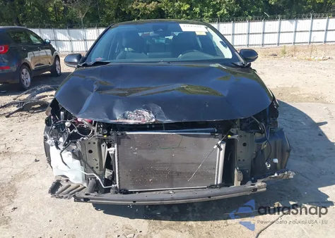 2022 Toyota Corolla L z USA, uszkodzony, nr VIN 5YFDPMAE7NP361205